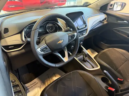 Chevrolet Onix Premier 1 2026 года за 7 990 000 тг. в Астана – фото 5