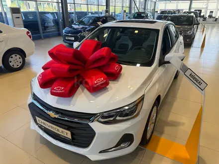 Chevrolet Onix Premier 1 2026 года за 7 990 000 тг. в Астана – фото 2