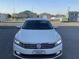 Volkswagen Passat 2017 года за 3 500 000 тг. в Атырау