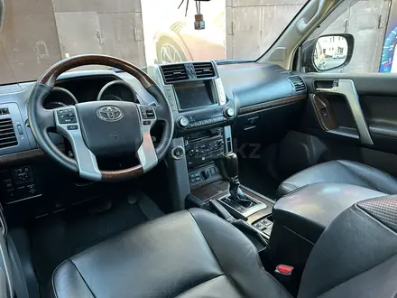 Toyota Land Cruiser Prado 2009 года за 15 600 000 тг. в Астана – фото 13