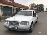 Mercedes-Benz E 220 1994 года за 1 800 000 тг. в Алматы