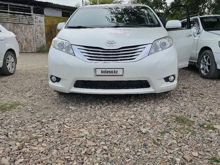 Toyota Sienna 2015 года за 10 000 000 тг. в Приозерск – фото 6