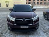 Toyota Highlander 2014 годаүшін10 500 000 тг. в Жезказган