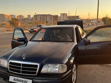 Mercedes-Benz C 230 1995 года за 1 000 000 тг. в Жезказган – фото 5