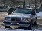 Mercedes-Benz E 200 1988 года за 1 050 000 тг. в Алматы – фото 3