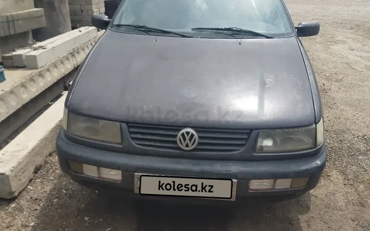 Volkswagen Passat 1993 года за 1 300 000 тг. в Астана