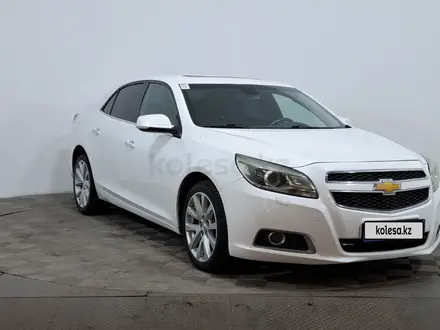 Chevrolet Malibu 2014 года за 3 990 000 тг. в Астана – фото 3