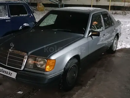 Mercedes-Benz E 230 1989 года за 3 000 000 тг. в Шемонаиха