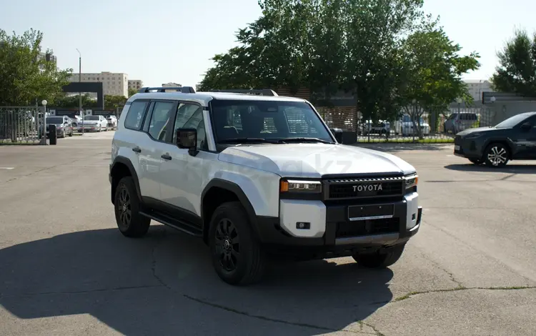 Toyota Land Cruiser Prado Prestige 2025 года за 44 390 000 тг. в Уральск