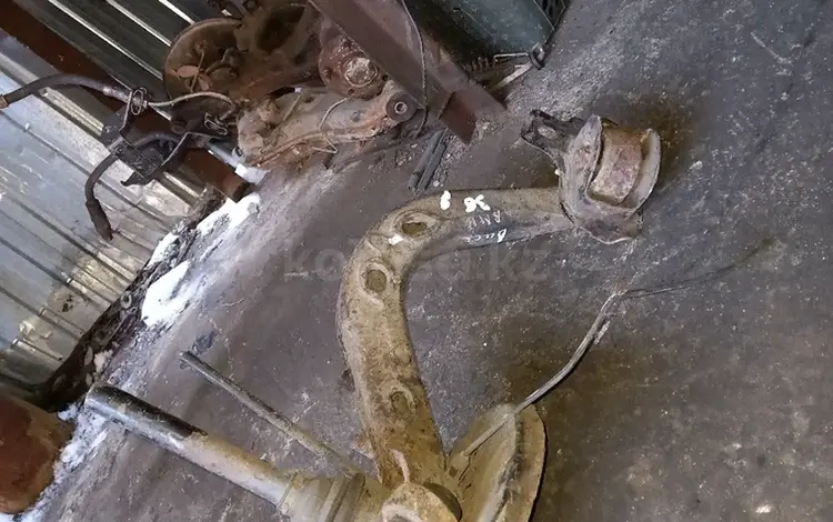 Задняя ступица левая за 10 000 тг. в Алматы