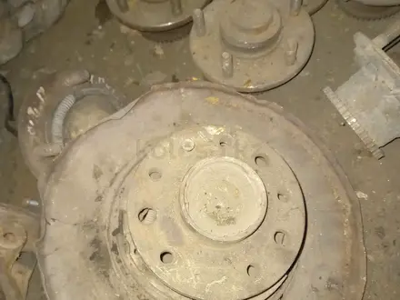 Задняя ступица левая за 10 000 тг. в Алматы – фото 3