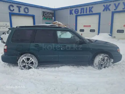 Subaru Forester 2000 года за 2 600 000 тг. в Астана – фото 4