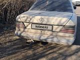 Mercedes-Benz E 300 1990 годаүшін580 000 тг. в Караганда – фото 3