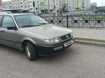 Volkswagen Passat 1991 года за 1 000 000 тг. в Астана – фото 2