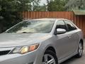 Toyota Camry 2014 года за 9 700 000 тг. в Алматы – фото 2