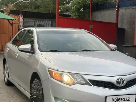 Toyota Camry 2014 года за 9 700 000 тг. в Алматы – фото 3
