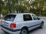 Volkswagen Golf 1993 года за 1 550 000 тг. в Караганда – фото 4
