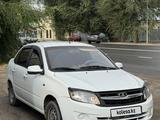 ВАЗ (Lada) Granta 2190 2013 года за 2 000 000 тг. в Актобе – фото 2