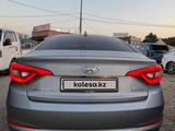 Hyundai Sonata 2016 года за 9 990 000 тг. в Талдыкорган – фото 2