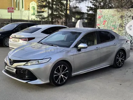 Toyota Camry 2018 года за 11 500 000 тг. в Уральск – фото 10