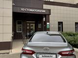 Toyota Camry 2018 года за 11 500 000 тг. в Уральск – фото 4