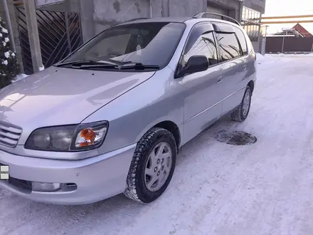 Toyota Ipsum 1997 года за 3 200 000 тг. в Алматы – фото 2