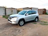 Toyota RAV4 2012 года за 10 500 000 тг. в Караганда