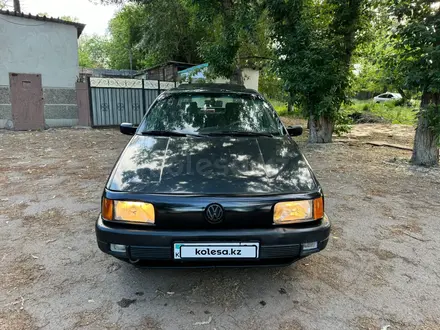 Volkswagen Passat 1992 годаүшін1 480 000 тг. в Караганда – фото 4