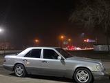 Mercedes-Benz E 280 1993 года за 2 200 000 тг. в Алматы – фото 2