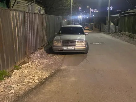 Mercedes-Benz E 280 1993 года за 2 300 000 тг. в Алматы – фото 10