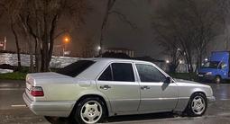 Mercedes-Benz E 280 1993 года за 2 200 000 тг. в Алматы