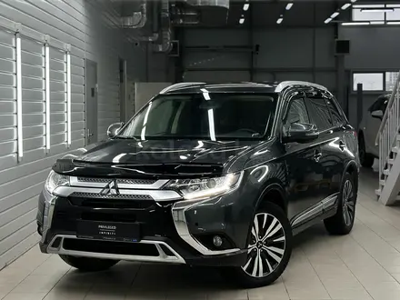 Mitsubishi Outlander 2021 годаүшін9 900 000 тг. в Астана – фото 3