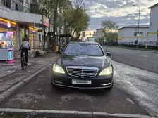 Mercedes-Benz S-Class, 2009