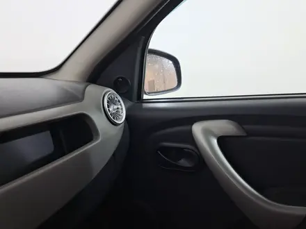 Renault Sandero 2014 года за 2 390 000 тг. в Астана – фото 15