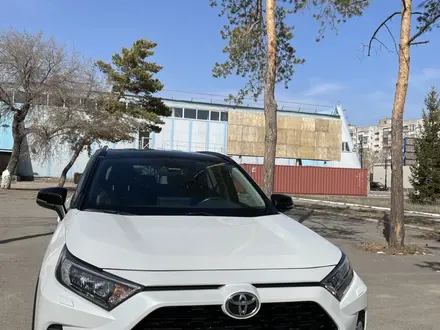 Toyota RAV4 2021 года за 16 500 000 тг. в Павлодар – фото 3