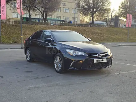 Toyota Camry 2015 года за 8 500 000 тг. в Алматы – фото 2