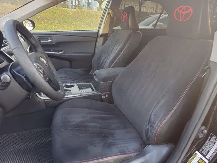 Toyota Camry 2015 года за 8 500 000 тг. в Алматы – фото 15