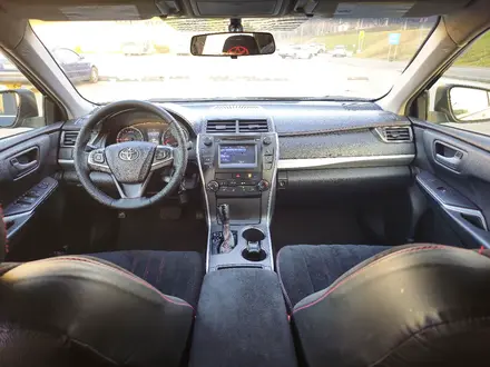 Toyota Camry 2015 года за 8 500 000 тг. в Алматы – фото 19