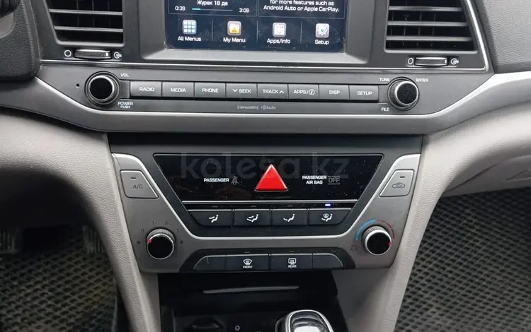 Hyundai Elantra 2018 годаүшін4 800 000 тг. в Актау