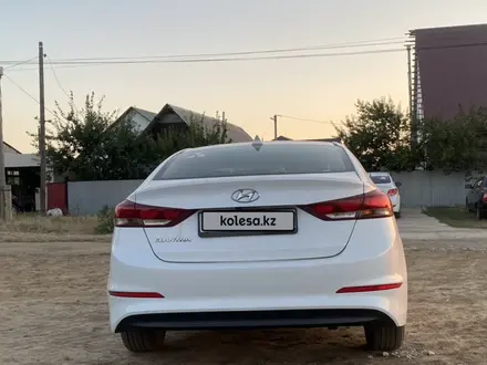 Hyundai Elantra 2017 года за 7 800 000 тг. в Уральск – фото 7