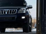 Toyota Land Cruiser Prado 2006 года за 10 800 000 тг. в Актау – фото 3