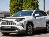 Toyota RAV4 Luxe 2020 года за 12 900 000 тг. в Алматы – фото 2