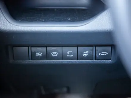 Toyota RAV4 Luxe 2020 года за 12 900 000 тг. в Алматы – фото 20