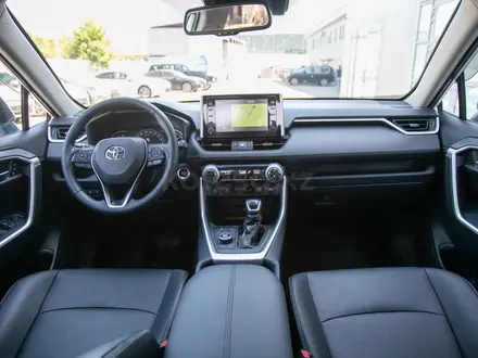Toyota RAV4 Luxe 2020 года за 12 900 000 тг. в Алматы – фото 12