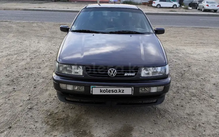 Volkswagen Passat 1994 годаүшін3 400 000 тг. в Жезказган