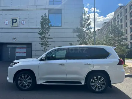 Lexus LX 570 2017 года за 41 000 000 тг. в Астана – фото 4