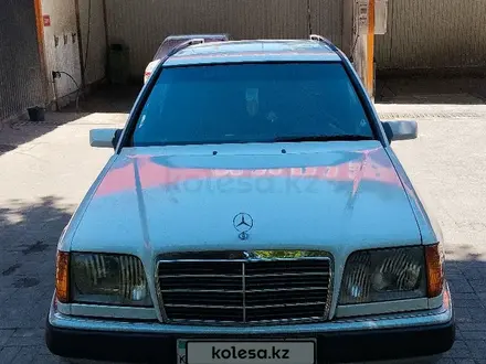 Mercedes-Benz E 220 1993 года за 2 650 000 тг. в Тараз