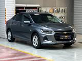 Chevrolet Onix Premier 2 2023 года за 7 090 000 тг. в Алматы – фото 3