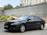 Toyota Camry 2010 года за 6 200 000 тг. в Алматы – фото 2