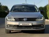 Volkswagen Jetta 2017 года за 6 800 000 тг. в Уральск – фото 2
